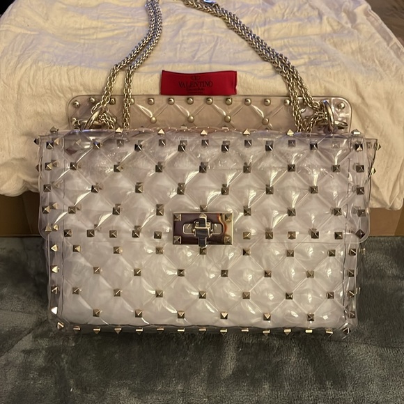 Preloved Garavani Valentino pvc rock studd hand bag pristine cond has dust bag - Picture 2 of 11